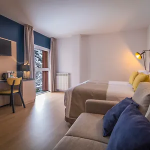 Aj And Hotel Canillo